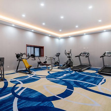 Holiday Inn Express Jinan Jingshi Road, An Ihg Hotel المظهر الخارجي الصورة
